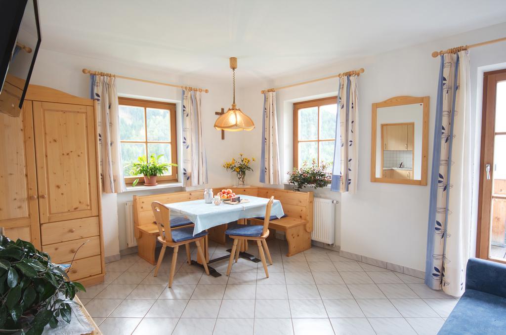 Baerntalerhof Villa ฟัลเซส ห้อง รูปภาพ