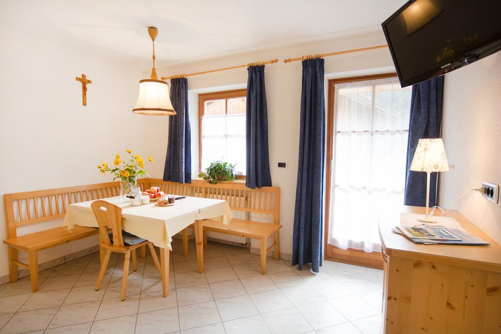 Baerntalerhof Villa ฟัลเซส ห้อง รูปภาพ